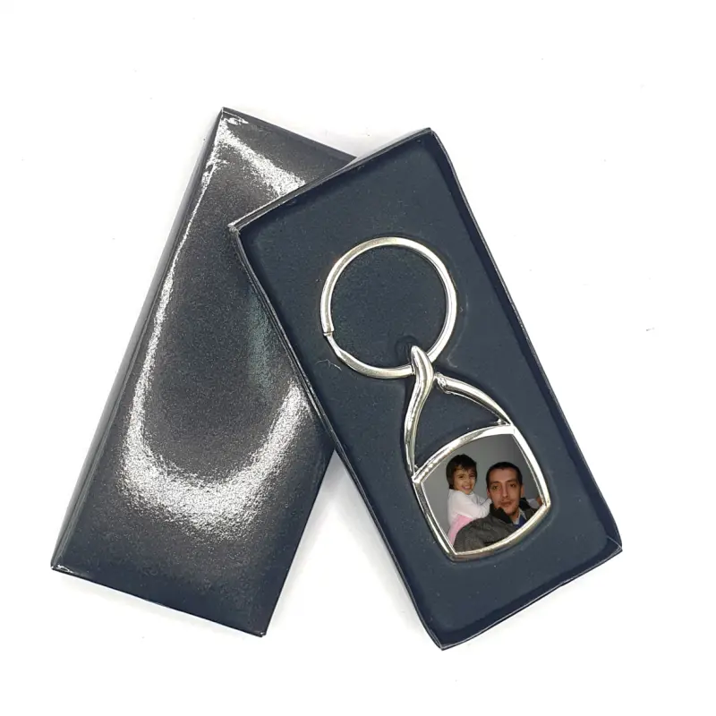 .breloc personalizat, din metal, model 2